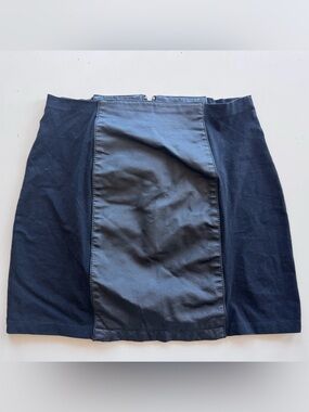 Vintage 90s Y2K Wilson’s Leather Mini Skirt Size L